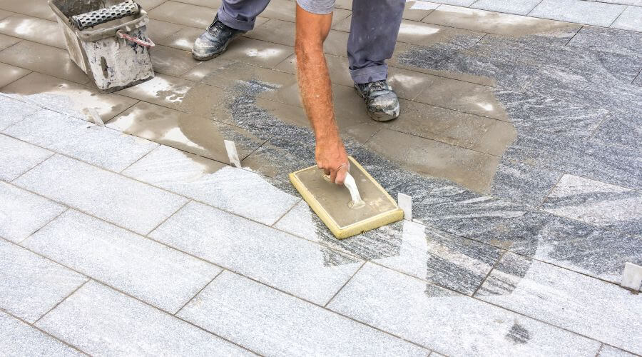 Expert new roof installation services in De Soto, KS